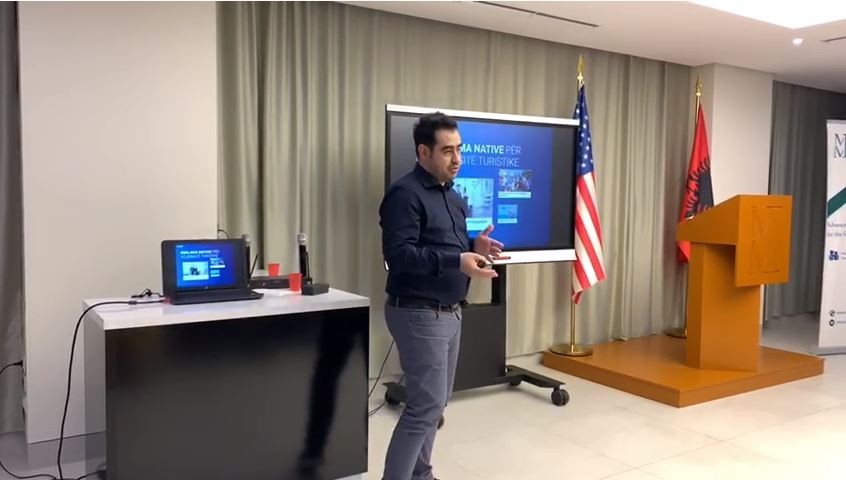 Shto trafik, konverto, rrit të ardhurat - janë fiks Reklamat Native