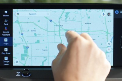 Honda sjell modelin e parë që ofron Google-in e integruar