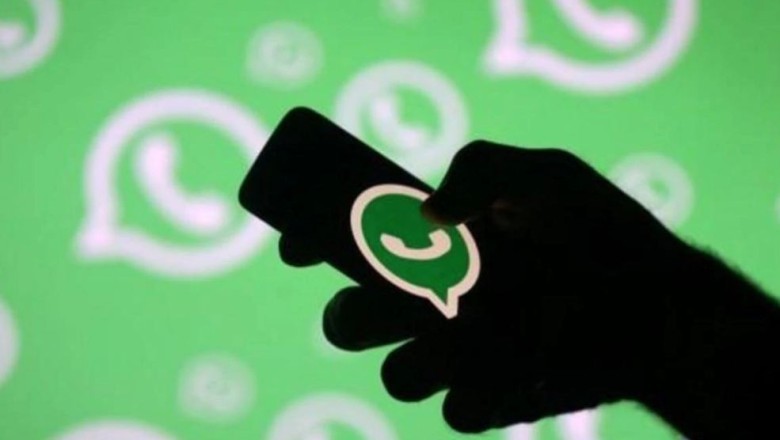Mesazhe urimi për Vitin e Ri 2023: Si të krijoni figura dhe GIF në WhatsApp?!