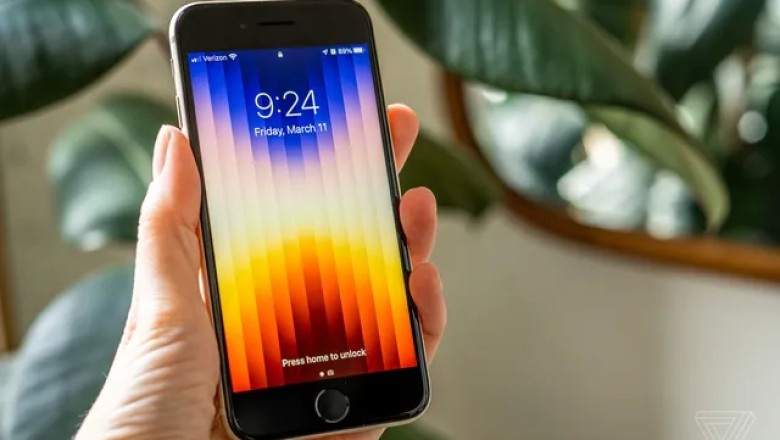 iPhone SE 4 i Apple mund të përdorë ekrane OLED nga një furnizues kinez
