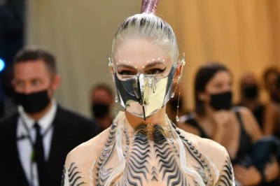 Grimes thotë se çdokush mund ta përdorë zërin e saj për këngë të krijuara nga AI