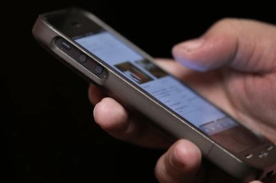 Përdorni smartfonin në tualet? Shmangeni ose do të përfundoni në spital…