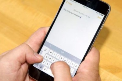 Mënyra si mbani celularin tregon shumë për personalitetin tuaj. Zbulo ku bën pjesë ti!