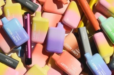 “Vapes”, karikuesit dhe mbetjet e tjera elektronike 'të padukshme' janë një problem 9 milionë tonësh