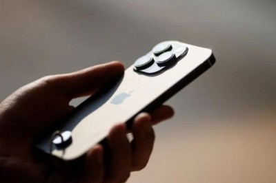 Hakimi i iPhone/ Shumë politikanë pretendojnë se telefonat e tyre hakohen. Sa të sigurt janë iPhone-ët dhe çfarë paralajmëron Apple?