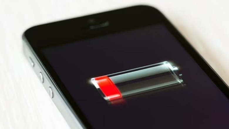 Përdoruesit e iPhone: Përditësimi i iOS 17.2 i Apple po prish jetëgjatësinë e baterisë. Çfarë duhet të bëni nëse celulari juaj preket?