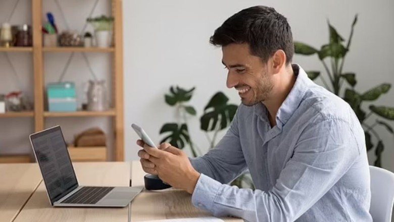 A duhen lejuar punonjësit të përdorin celularët në punë? Ja çfarë zbulon studimi…