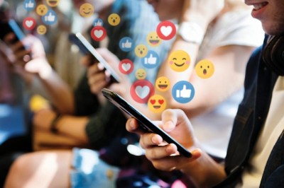 Pagesa nga 50 në 2000 euro, pse të gjithë duan të bëhen influencues